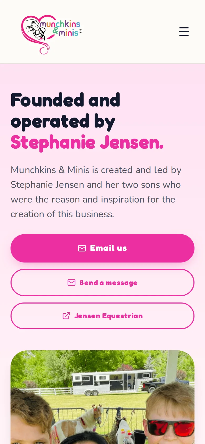 Munchkins & Minis mobile about page
